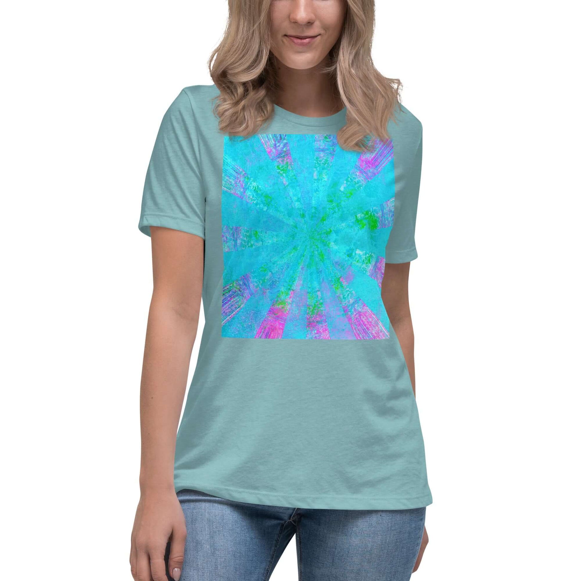 Turquoise Blue with Purple Radial Abstract Art “Blue Stingray” Women’s Short Sleeve Tee in Heather Blue Lagoon